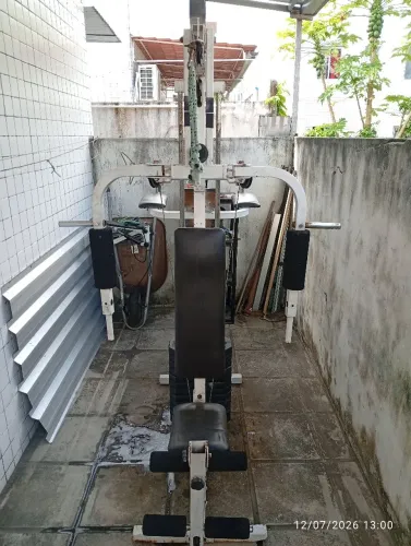 Máquina de musculação 