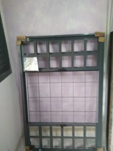 Vendo Vitro sassazaki novo