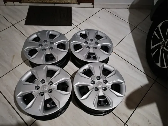 RODAS DE FERRO