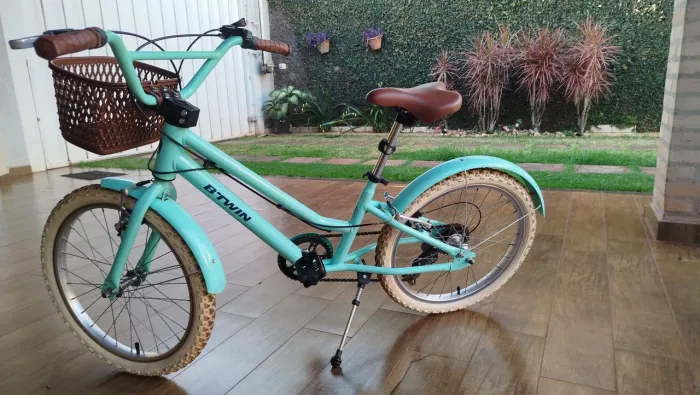 Bicicleta BTWIN Aro 20 - Estilo Retrô - 6 Velocidades Shimano