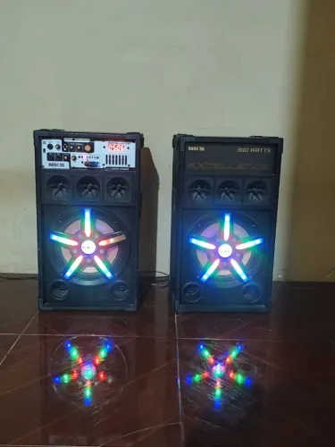 CAIXAS DE SOM NKS EXCELLENCE 300 WATTS