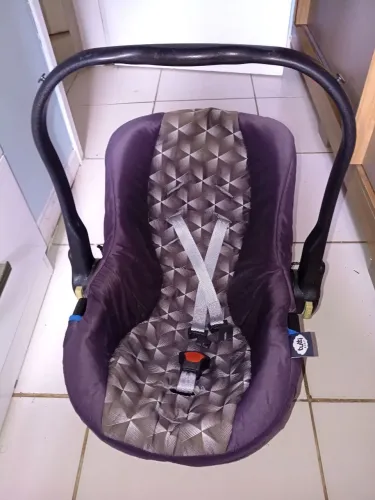 Vendo bebê conforto