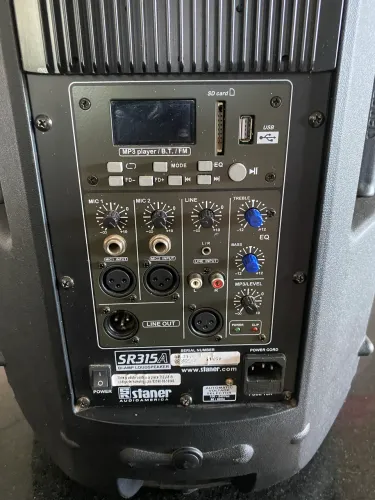Caixa amplificada Staner SR315A