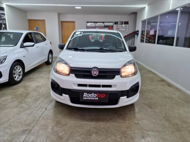 Fiat Uno Attractive 1.0 Flex 6V 5P 2021