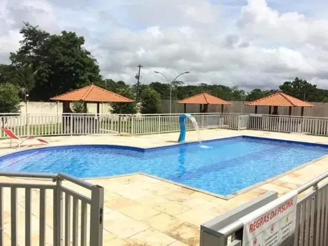 APARTAMENTO MOBILIADO 2 QUARTOS 2 WC, COND. FECHADO BAIRRO UNIVERSIDADE