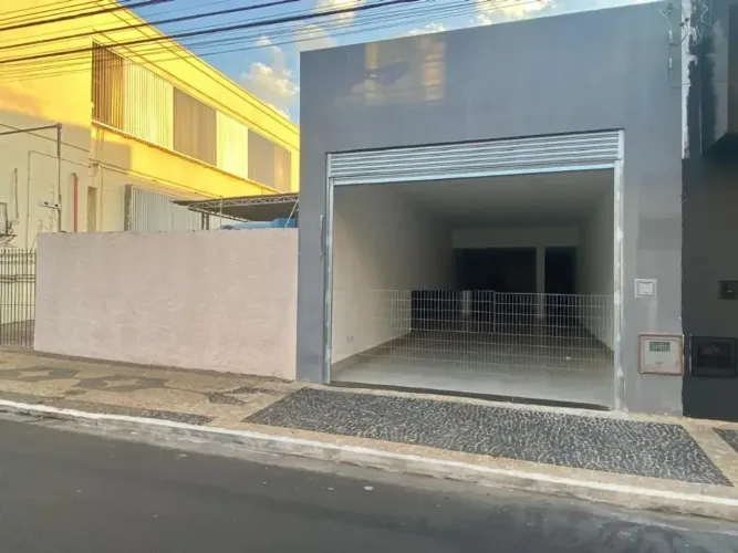 Salão para alugar, 170 m² por R$ 8.500,00/mês - Centro - Marília/SP