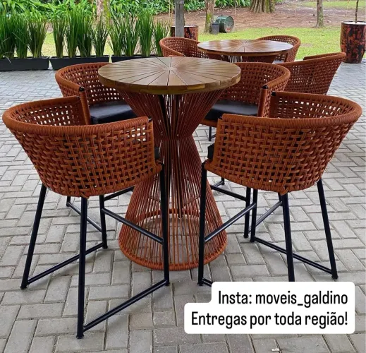 Banquetas e conjuntos bistrôs