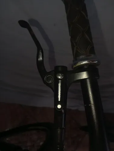 Shimano MT200 ( apenas 1 semana de uso )