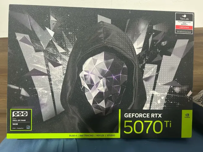 Placa de vídeo RTX 5070ti HOF GALAX