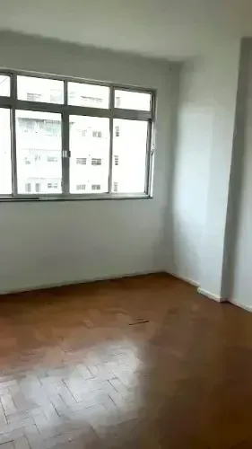 Apartamento à venda, com 105 metros, na Av Paulista, São Paulo