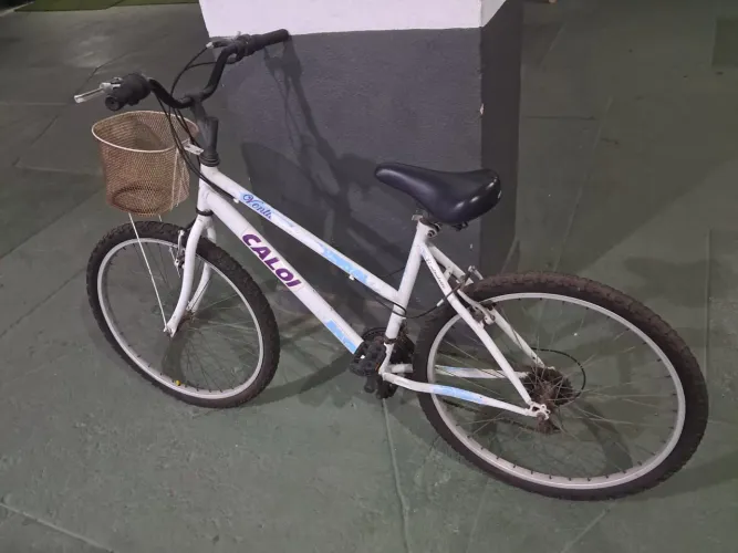 Bicicleta Branca Caloi aro 26 - 21 marchas