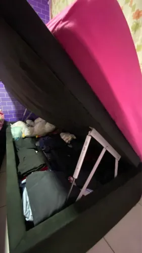 Vendo cama box baú usada