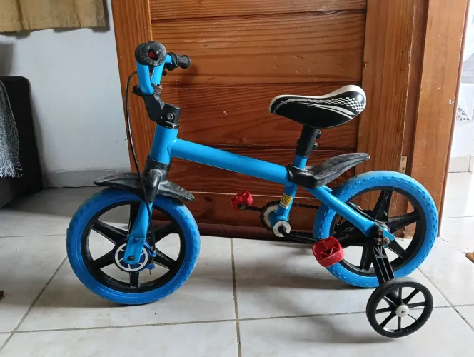 Bicicleta Infantil Azul Aro 12 - Usada e Conservada 