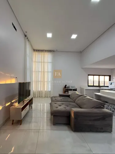 Casa no Condomínio Macknight