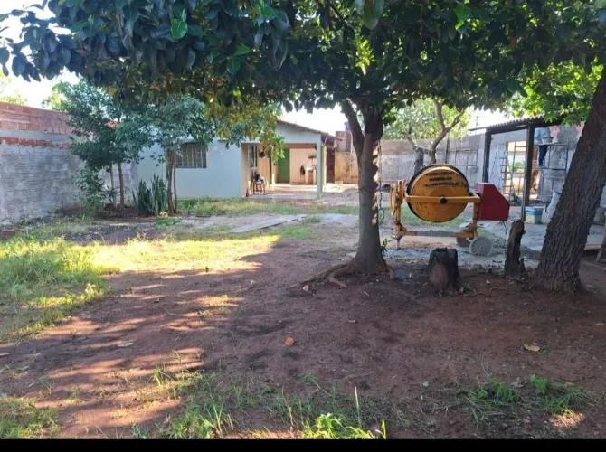 VENDO CASA LOTE DE 437MTS