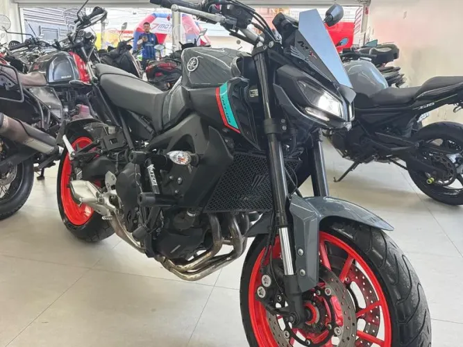 YAMAHA MT09 ABS 2024