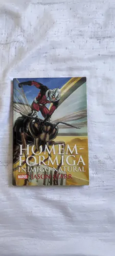 Homem formiga inimigo natural novo século MARVEL