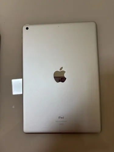 iPad 7ª geração, 32gb, prata