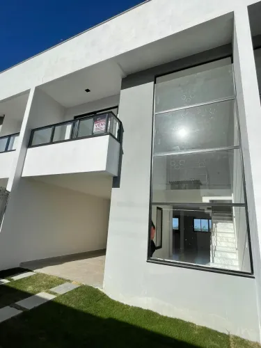 Casa para venda tem 260 metros quadrados com 3 quartos em Nova Guarapari - Guarapari - ES