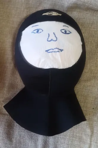 Gorro de mergulho Mormaii de neoprene tamanho M (médio)