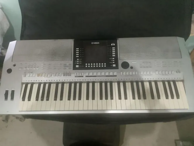 Teclado musical psr 910