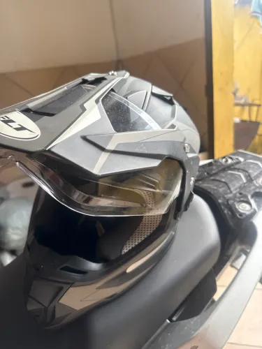 Capacete HELT novinho 