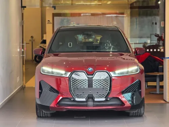 BMW iX xDrive 50 100% Elétrico