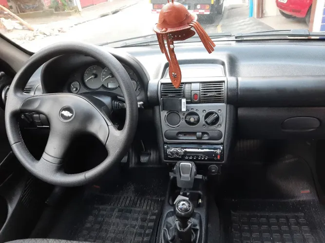 Chevrolet Corsa SED Class.life 1.0/1.0 Flexpower (álcool) 2008