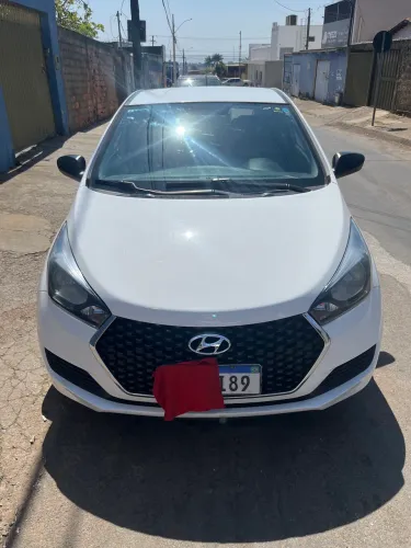 Hyundai HB20 Unique 1.0 Flex 12V Mec. 2019