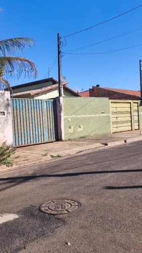 Vende-se Casa de 270mil por 185mil