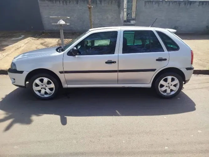 Volkswagen Gol Geração III Power 1.6 MI Total Flex Mec. 4P 2004