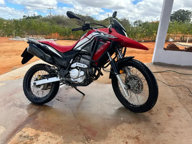 Vende-se Xre 2016