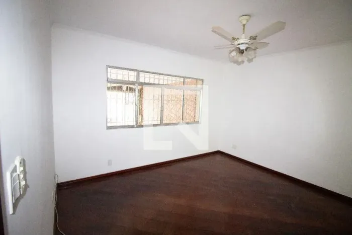 CASA RESIDENTIAL em São Paulo - São Paulo, Vila Santo Estevão