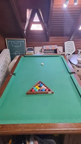Mesa de Sinuca com Jogo Completo