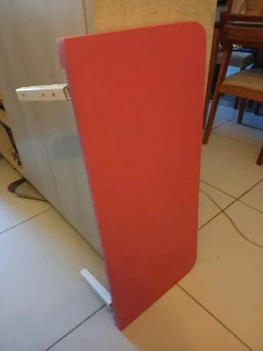Mesa de parede cor rosa