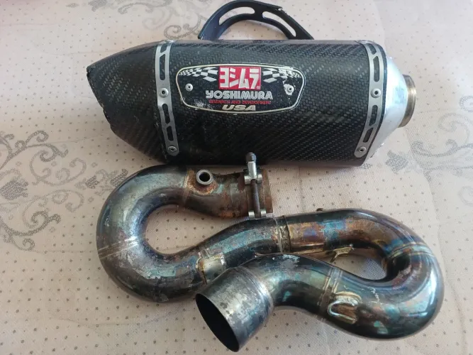 Escapamento esportivo Yoshimura