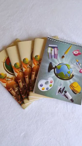 Kit 5 cadernos 