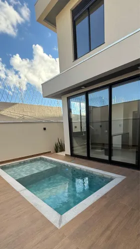 CASA À VENDA PARQUE TAUÁ