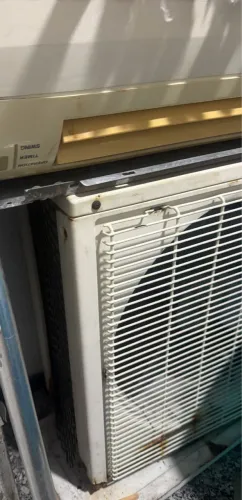 Vendo ar-condicionado funcionando 