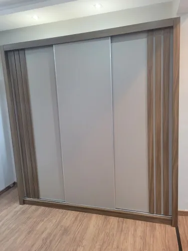 Guarda Roupas Casal / ENTREGO e MONTO