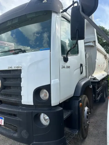 CAMINHÃO VOLKSWAGEN 24-280 CAÇAMBA