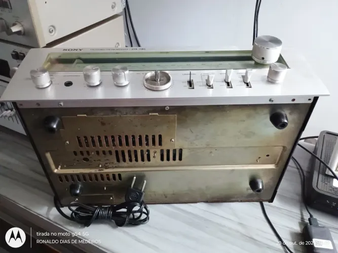 Receiver Sony ( saídas mudas )