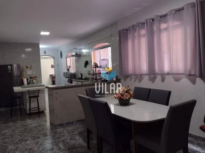 Casa com 3 dormitórios à venda, 207 m² por R$ 449.999,00 - Vila Assis - Sorocaba/SP