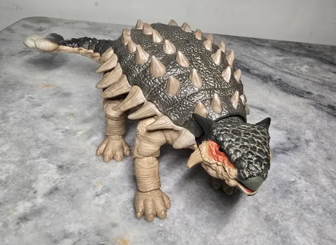 Jurassic World Anquilossauro Hammond Collection semi novo loose