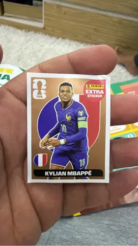 Figurinha mbappe extra stickers legend gold ouro