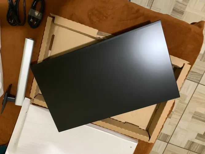 Monitor Novo Dell P2725H Nunca foi usado