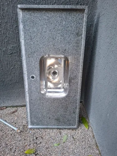 Vendo uma pia