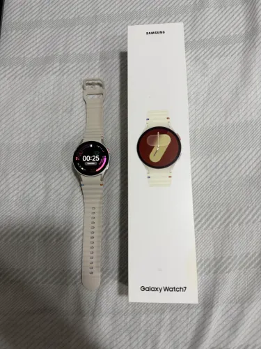 Galaxy Watch 7 40mm creme na garantia impecável