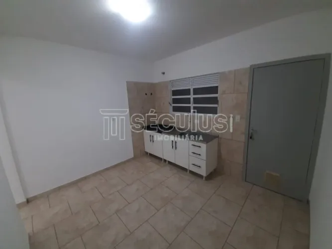 Kitinet com 1 quarto para alugar por R$ 1350.00, 30.00 m2 - NOVA BRASILIA - JARAGUA DO SUL