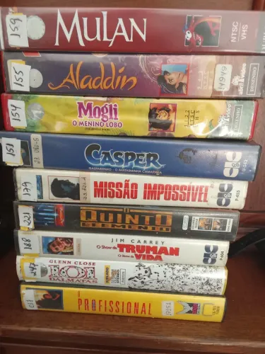 9 Títulos